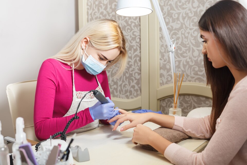 Gümüşpala Manikürcü